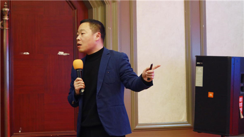2021全国教培业创新赋能论坛在郑州举行