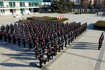 洛阳：开展系列活动庆祝首个“人民警察节”