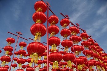 开封:张灯结彩迎新春