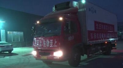 河南沈丘：“逆行”老兵再出发 “爱心馒头”送南宫