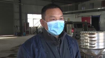 河南沈丘：“逆行”老兵再出发 “爱心馒头”送南宫