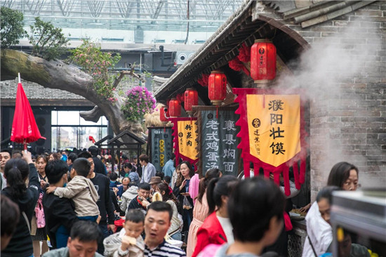 【爱思嘉丨春节不打烊】 别样团年“聚”牛福，年味满满更好玩！