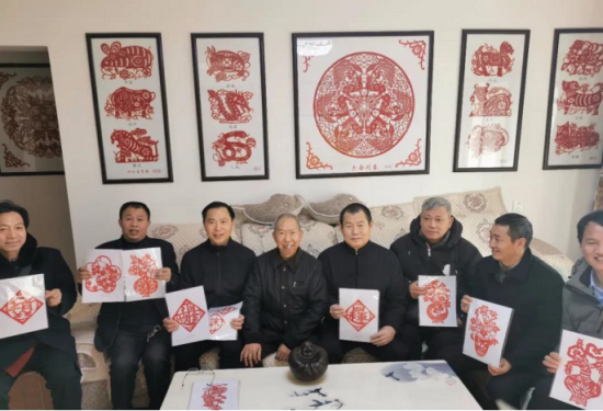 郑州市民协主席团拜师问计老前辈，共谋民艺大发展