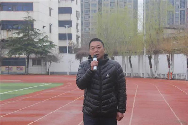商丘市回民中学：发扬“三牛”精神 落实“四个全面”