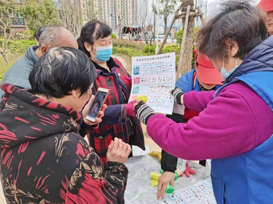 河南森贝特联合联合郑州市二七区金水源街道开展垃圾分类宣传活动