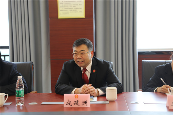 内乡县法院召开队伍教育整顿征求意见座谈会