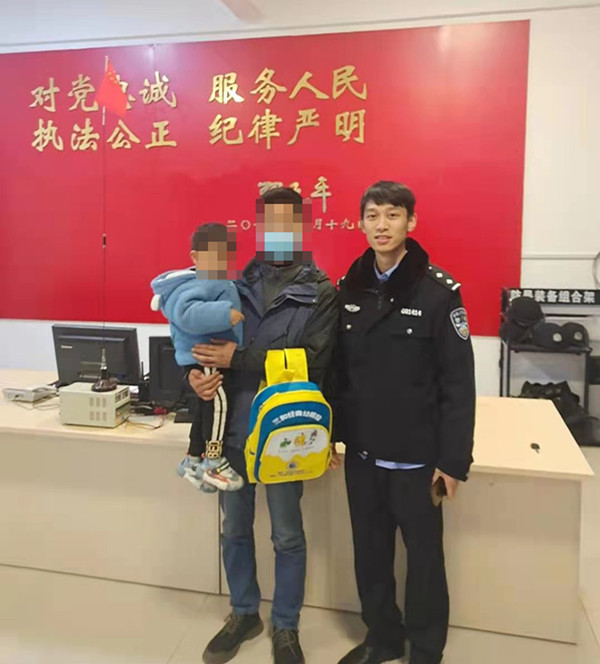 邓州市公安:暖心!“临时家长”