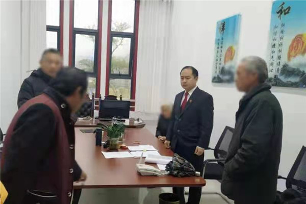邓州市法院张村法庭成功调解一起赡养纠纷案件