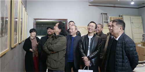 百年回望红色经典——郭建明国画作品展在郑州举行