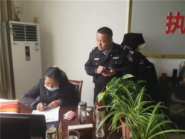 唐河县法院:年迈多病生活难 执行出击解困局