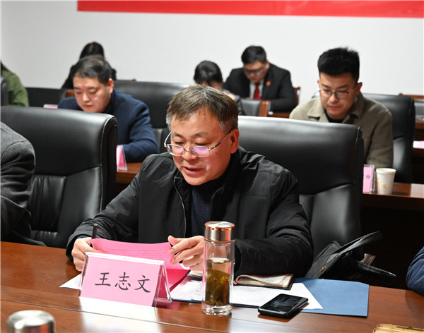 南阳高新区法院政法队伍教育整顿活动征求意见座谈会召开