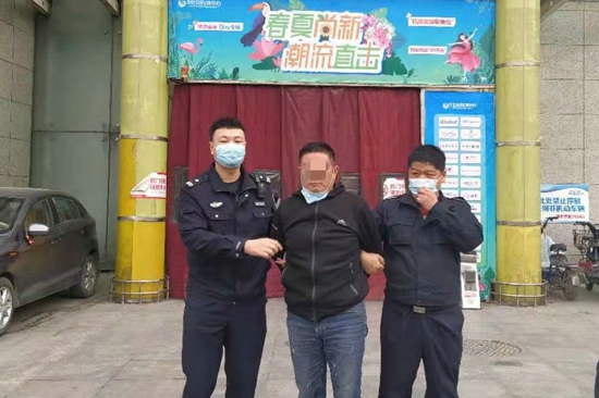 民警陈赏隆：永远走在“猎贼行动”的路上