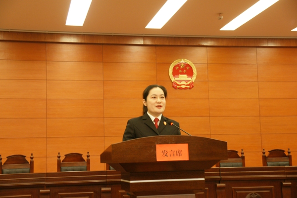 邓州市法院举办市政法英模事迹报告会法院专场活动