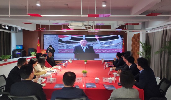 郑州市新的社会阶层人士联谊会组织会员单位收看“寻美·中国”活动启动仪式