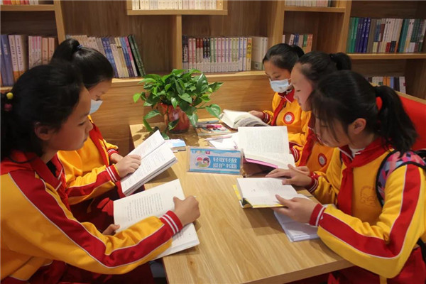 阅读红色书籍 点燃红色初心——南阳市九小读书日主题活动进行时