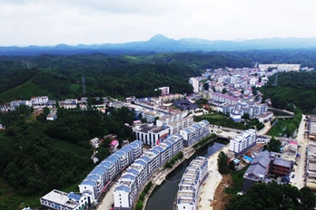 信阳：董家河镇荣膺“河南省美丽小镇”称号