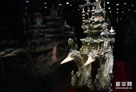 大连贝雕精品展在北京恭王府开幕