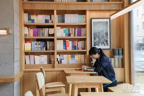 福建晋江：“母亲的房子”图书馆正式对外开放