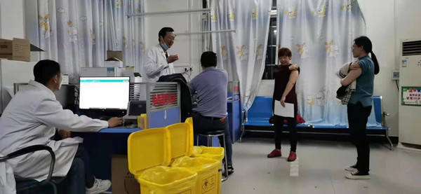 邓州市林扒镇卫生院：积极组织群众免费接种新冠疫苗 