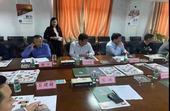 新蔡县工业兴县领导小组莅临润华涂装集团指导上市工作