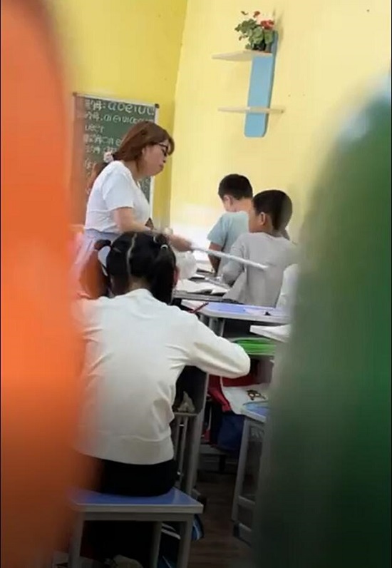 河南范县一幼儿园多名学生被打 警方回应涉事老师已被控制