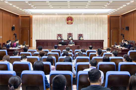 河南省法院：邀请群众旁听庭审 零距离感受司法公正