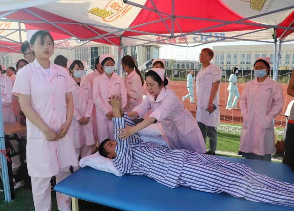 郑州澍青医专第五届专业特色技能展演成功举办