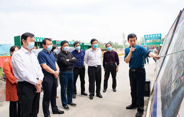 唐河县人民政府与南阳市中心医院医疗服务战略合作座谈会在县医院召开