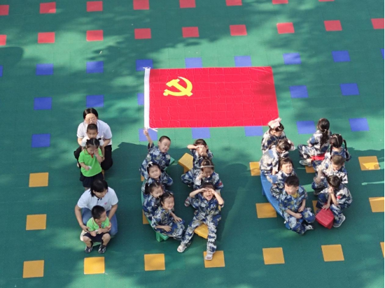 郑州高新区石佛办事处党工委组织各级党组织开展“我和党旗合影”主题活动