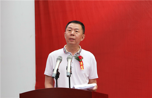 河南省庆祝中国共产党成立100周年美术作品展在郑开幕