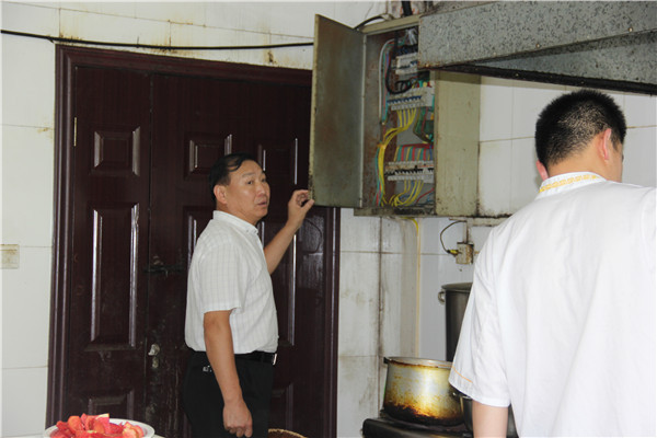 镇平县法院开展安全工作大检查