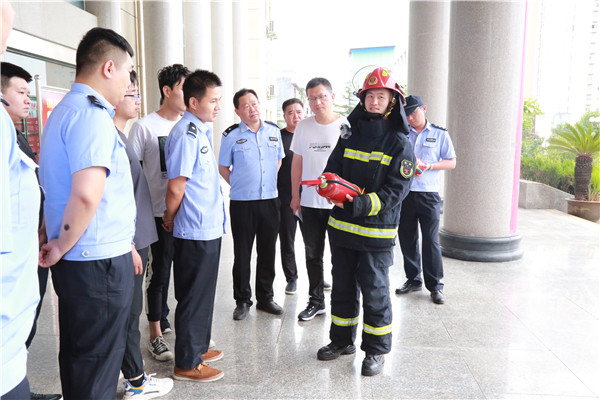 镇平县法院开展消防安全演练活动