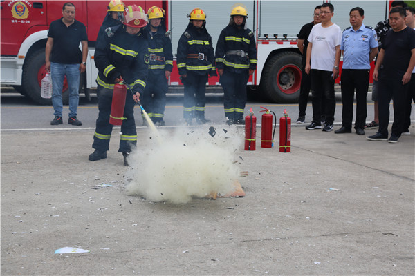 镇平县法院开展消防安全演练活动