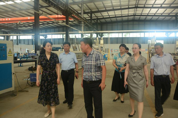 南阳市工商联领导莅临邓州市调研民营经济发展