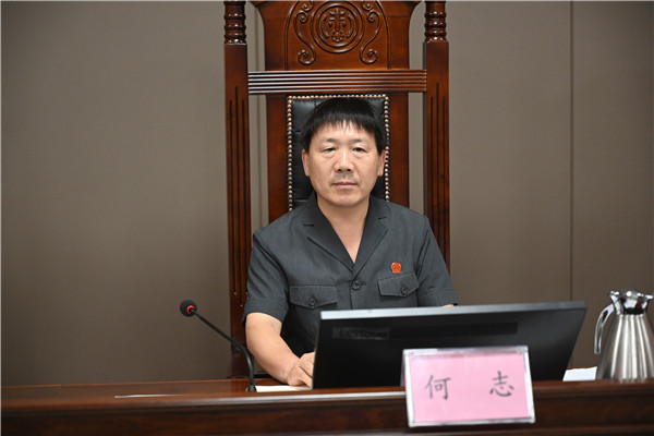南阳高新区法院召开上半年审判执行质效讲评会