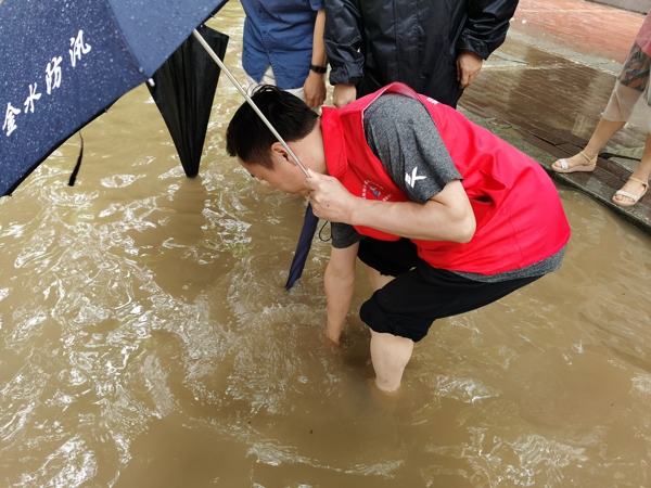 相信，有我！暴雨过境，郑州市金水区全力以赴做好防汛救灾工作和保障工作
