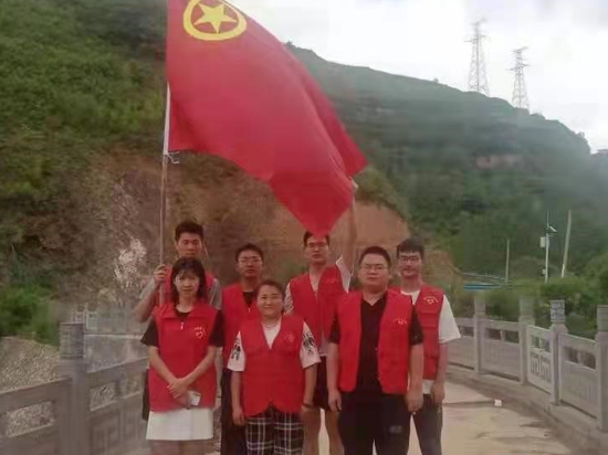 抗洪救灾，“返家乡社会实践”在行动！