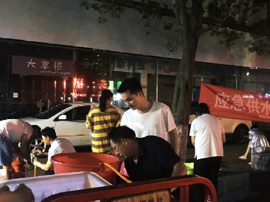 抗洪救灾，“返家乡社会实践”在行动！