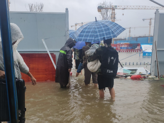 抗洪救灾，“返家乡社会实践”在行动！