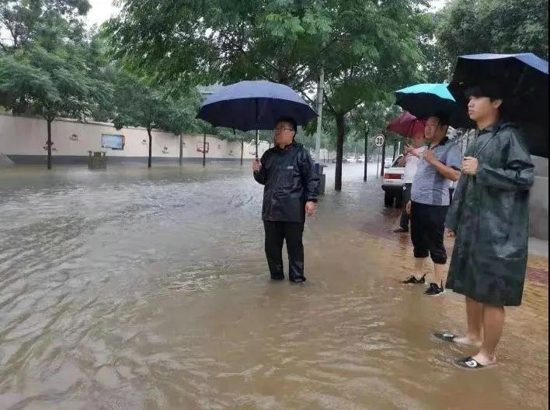 抗洪救灾，“返家乡社会实践”在行动！