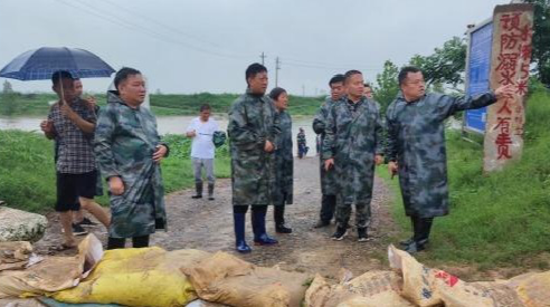 抗洪救灾，“返家乡社会实践”在行动！