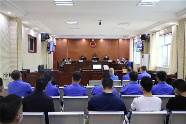 方城县法院邀请行政机关工作人员旁听行政诉讼案件庭审