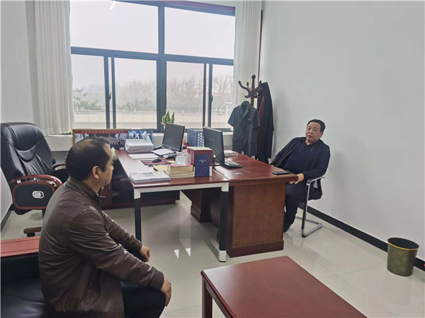 邓州市法院围绕“四个要” 推动人民法庭工作