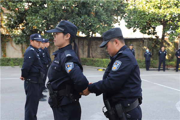 方城县法院：开展实战技能训练 提升警务保障能力