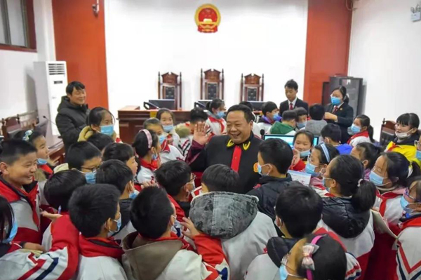 邓州市古城实验小学尚季薇同学荣获省级知识竞赛二等奖