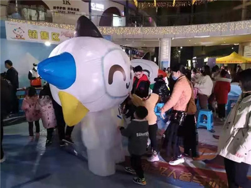 “爱冰雪 同喝彩”冰雪嘉年华活动走进南阳建业凯旋广场