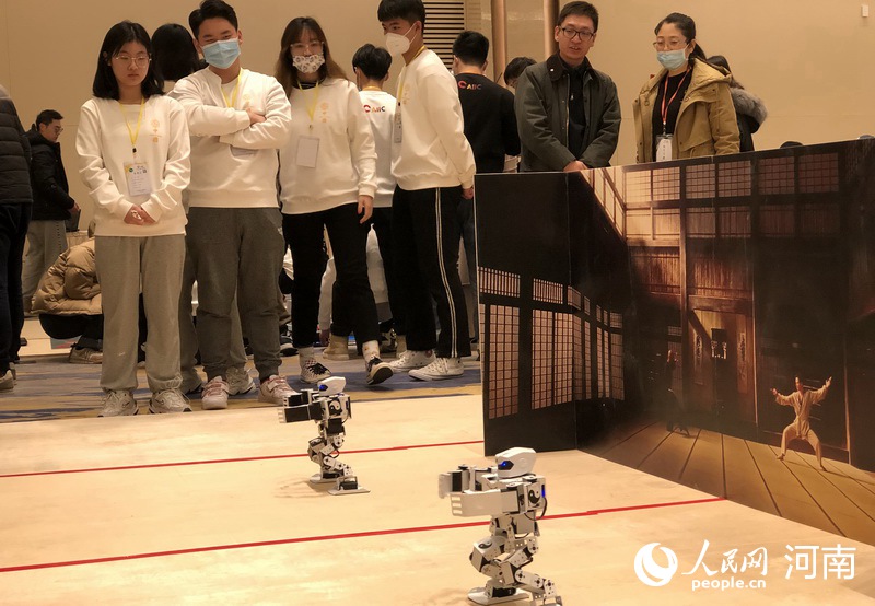 河南郑州：人工智能创新成果大角逐