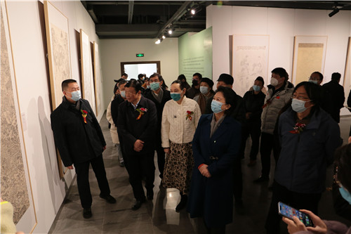 出彩航空港——全国第六届中国画线描艺术展开幕式在郑州举行