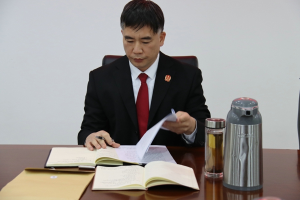 社旗县法院召开营商环境问题整改党组扩大会议