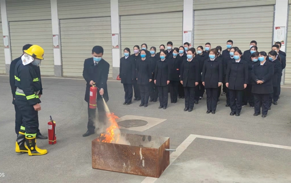 邓州农商银行组织开展消防应急演练活动